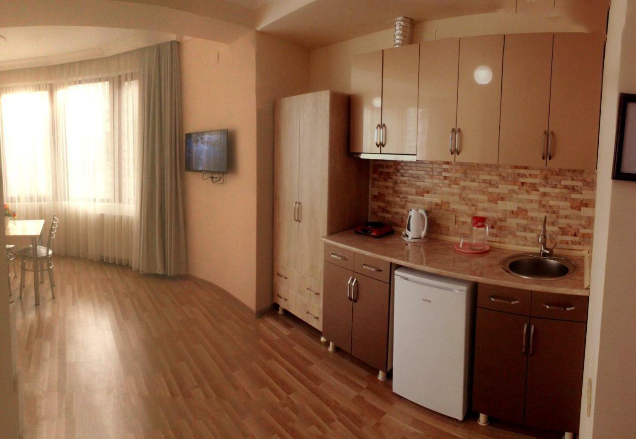 Hotel Tao Batumi Luaran gambar
