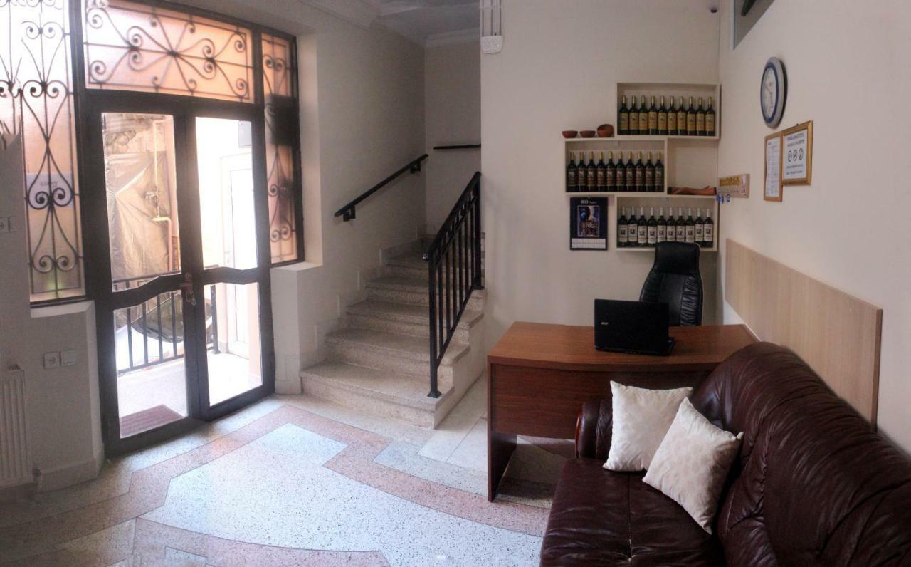 Hotel Tao Batumi Luaran gambar